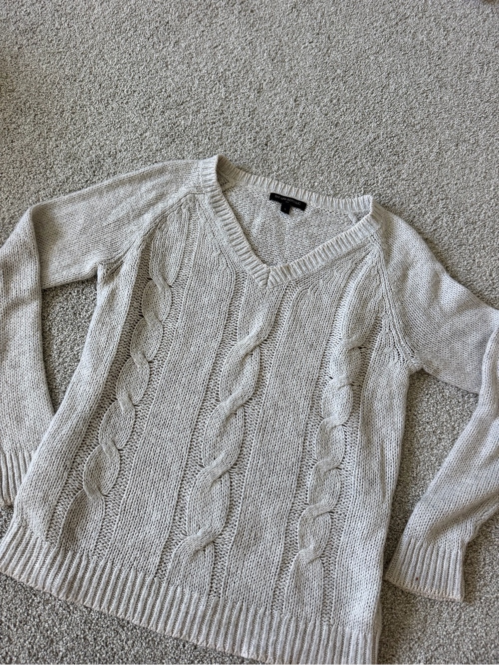 Cozy V-Neck Cable Knit Sweater - Cream
